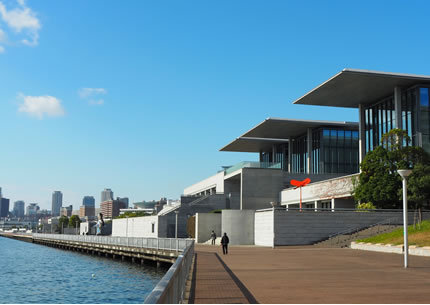 兵庫県立美術館