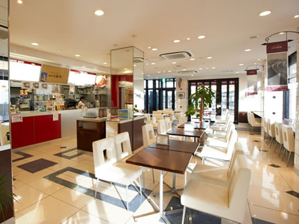 阪神高速道路　京橋（3階）パーキングエリア